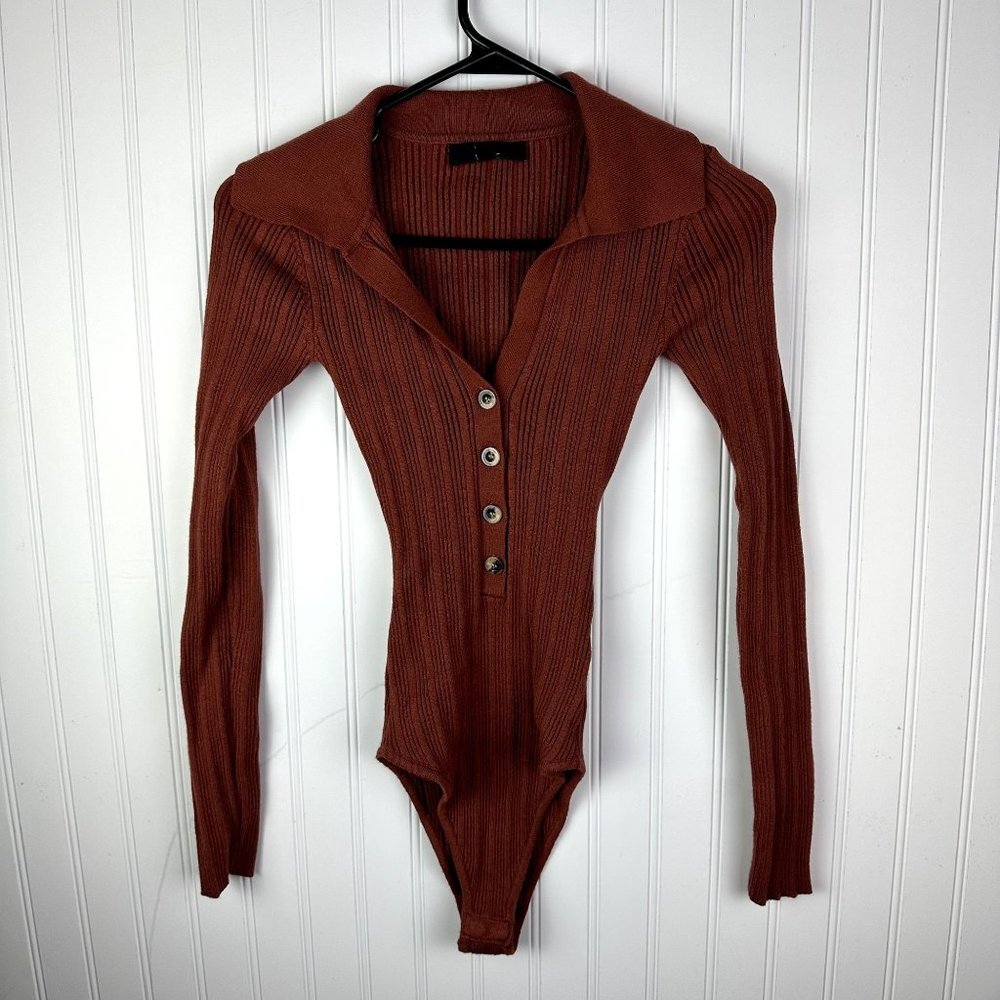 Lulu's Ribbed Long sleeve Bodysuit Size XS Rust Color